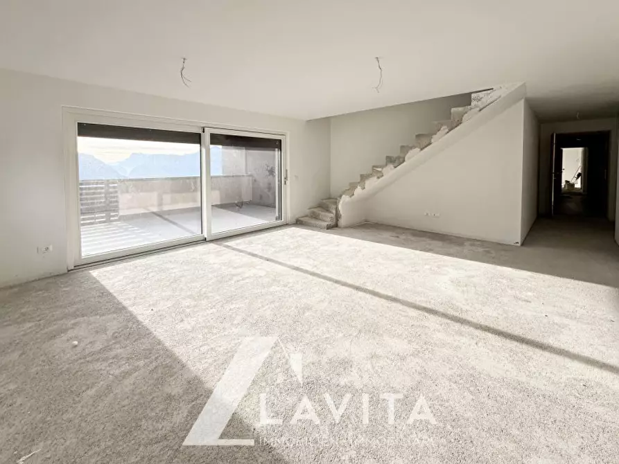 Immagine 6 di Appartamento in vendita  in Dolomiten-Staatsstraße - Strada Statale delle Dolomiti a Montagna .Montan.