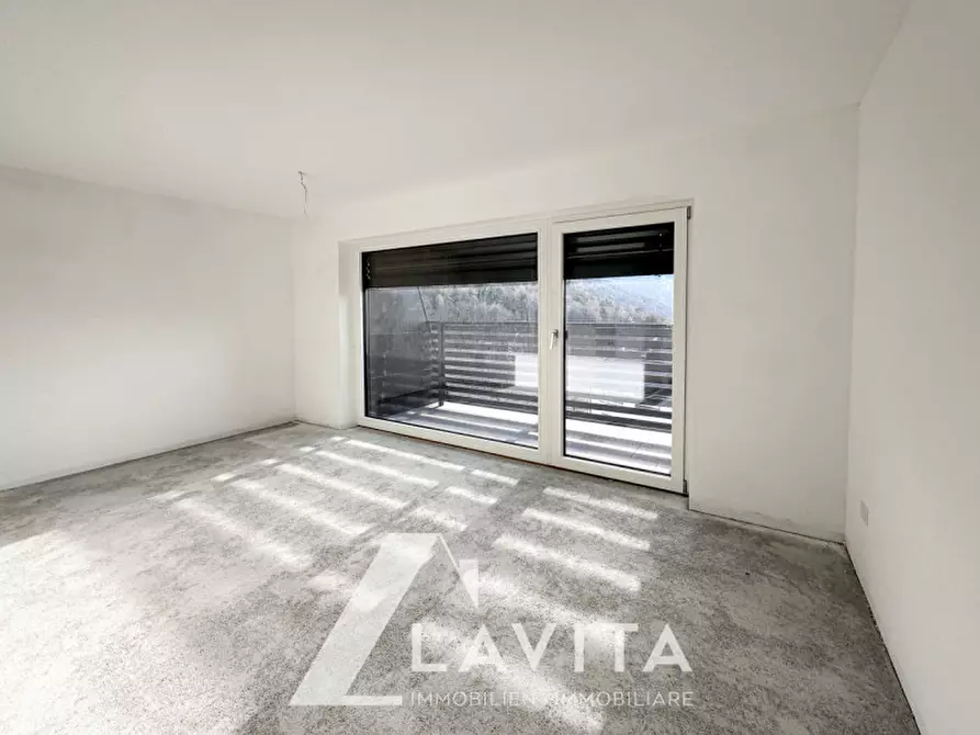 Immagine 14 di Appartamento in vendita  in Dolomiten-Staatsstraße - Strada Statale delle Dolomiti a Montagna .Montan.