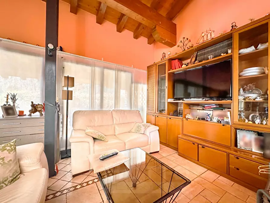 Immagine 5 di Villa in vendita  in via A, Marchionini n 4 a Cossogno