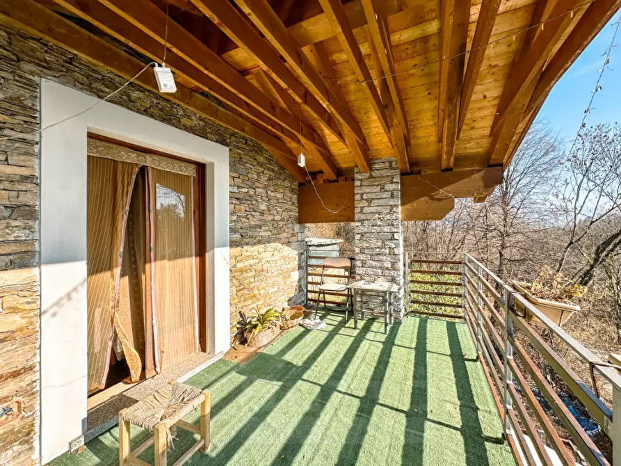 Immagine 29 di Villa in vendita  in via A, Marchionini n 4 a Cossogno