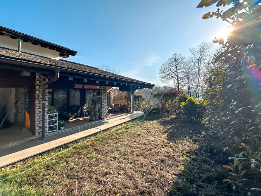 Immagine 31 di Villa in vendita  in via A, Marchionini n 4 a Cossogno