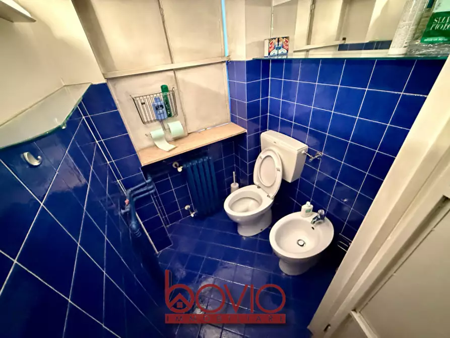 Immagine 27 di Negozio in vendita  in STRADA DI SAN MAURO N°72 a Torino