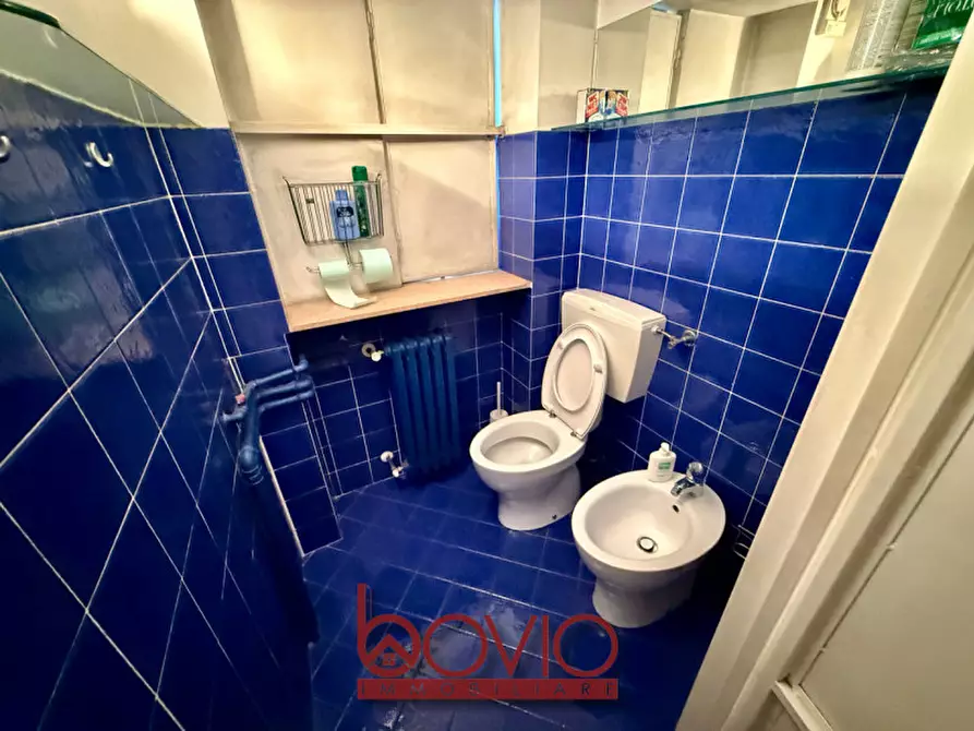 Immagine 28 di Negozio in vendita  in STRADA DI SAN MAURO N°72 a Torino