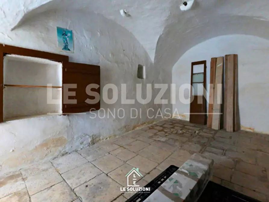 Immagine 3 di Cantina in vendita  in Via Gradini Angelini 5 a Putignano