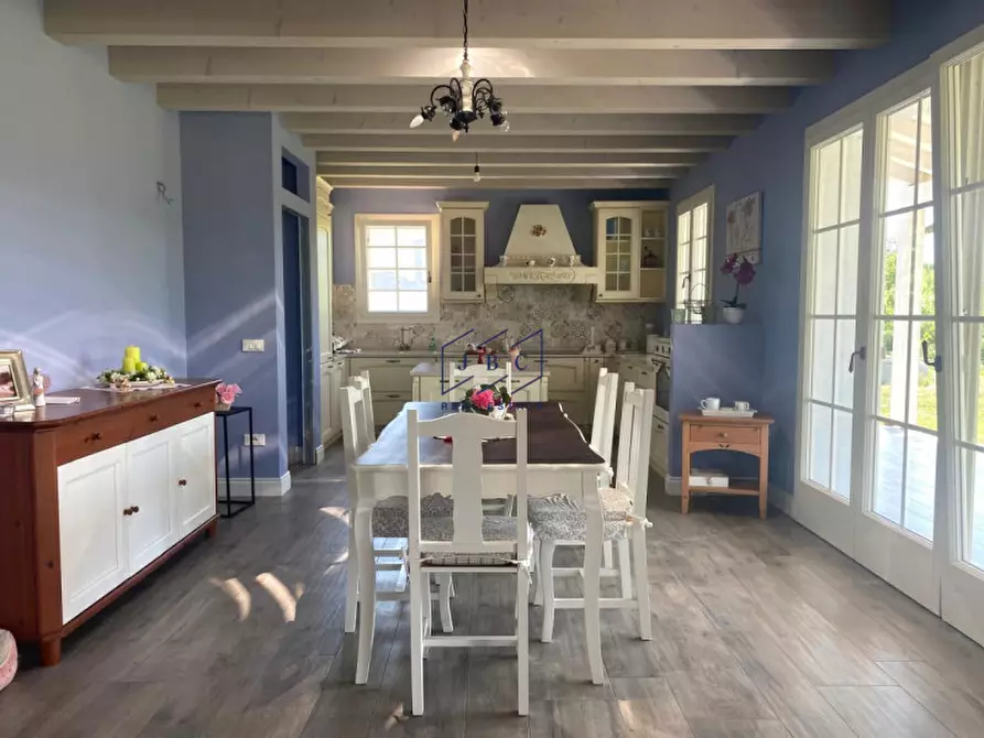 Immagine 2 di Villa in vendita  a San Biagio Di Callalta