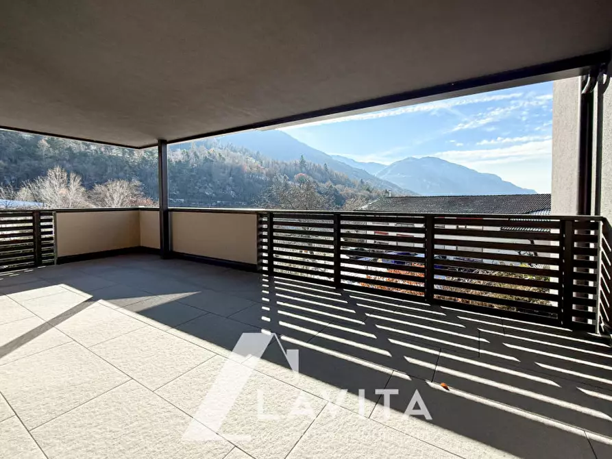 Immagine 1 di Appartamento in vendita  in Dolomiten-Staatsstraße - Strada Statale delle Dolomiti a Montagna .Montan.