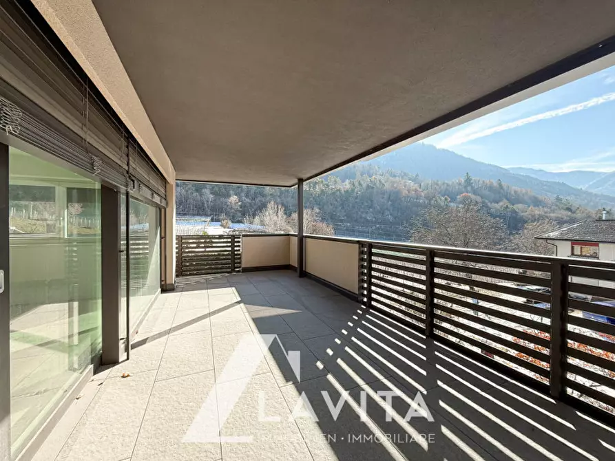 Immagine 3 di Appartamento in vendita  in Dolomiten-Staatsstraße - Strada Statale delle Dolomiti a Montagna .Montan.