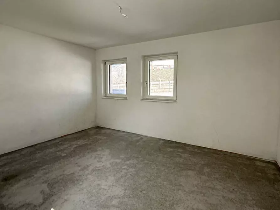 Immagine 16 di Appartamento in vendita  in Dolomiten-Staatsstraße - Strada Statale delle Dolomiti a Montagna .Montan.