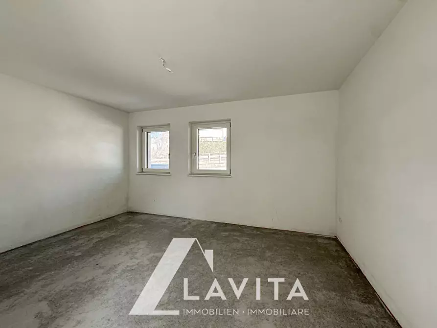 Immagine 18 di Appartamento in vendita  in Dolomiten-Staatsstraße - Strada Statale delle Dolomiti a Montagna .Montan.