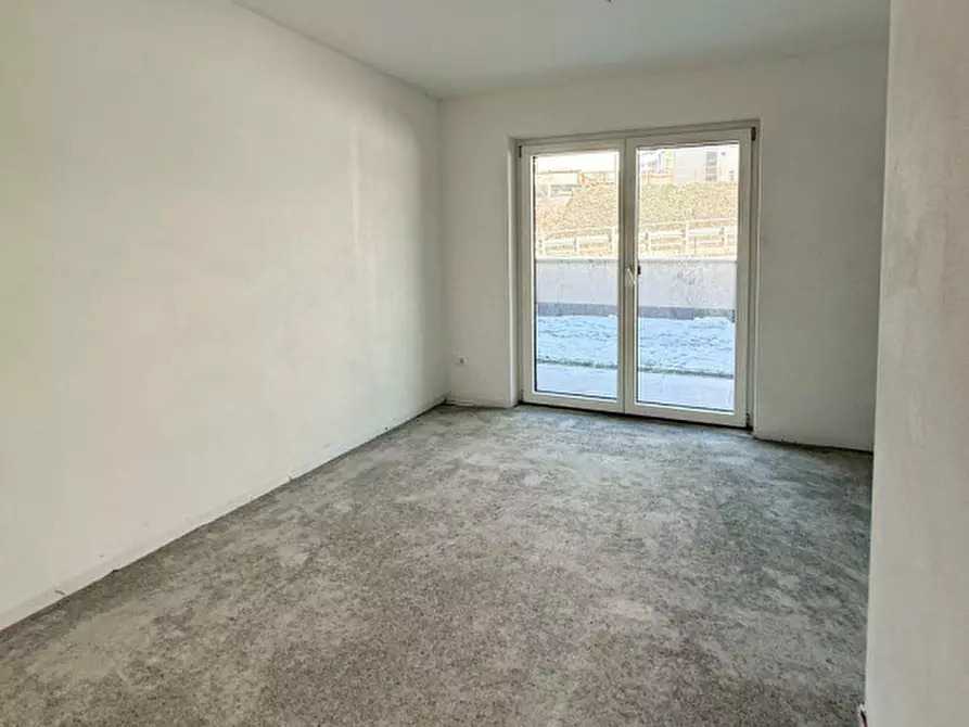 Immagine 28 di Appartamento in vendita  in Dolomiten-Staatsstraße - Strada Statale delle Dolomiti a Montagna .Montan.