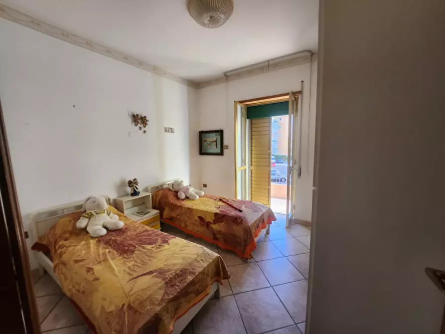 Immagine 3 di Appartamento in vendita  in Via Raffaele Mauri a Salerno