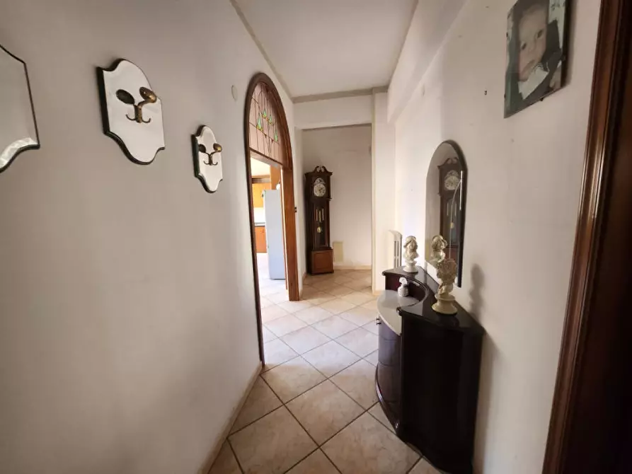 Immagine 4 di Appartamento in vendita  in Via Raffaele Mauri a Salerno