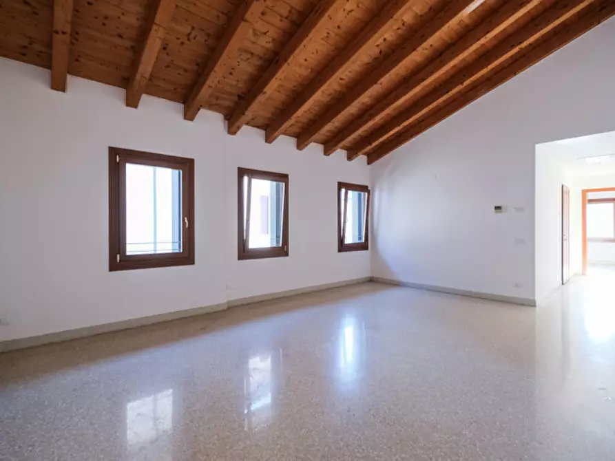 Immagine 1 di Appartamento in vendita  in Contra' San Francesco Vecchio 12 a Vicenza