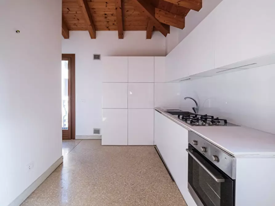 Immagine 6 di Appartamento in vendita  in Contra' San Francesco Vecchio 12 a Vicenza