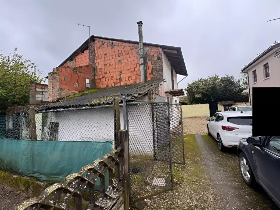 Immagine 13 di Villetta a schiera in vendita  in Via Oberdan 11/13 a Pancarana