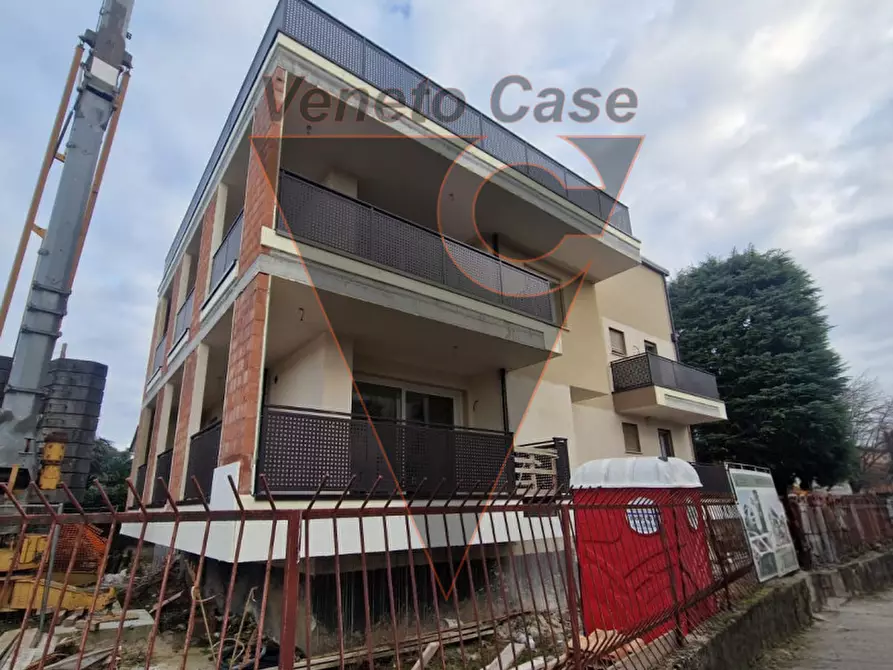 Immagine 3 di Appartamento in vendita  in via giulio zanon 30 a Padova