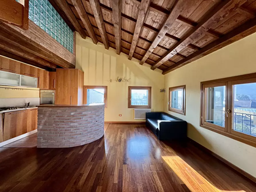 Immagine 5 di Appartamento in vendita  in Via Liston San Gaetano 16 a Malo