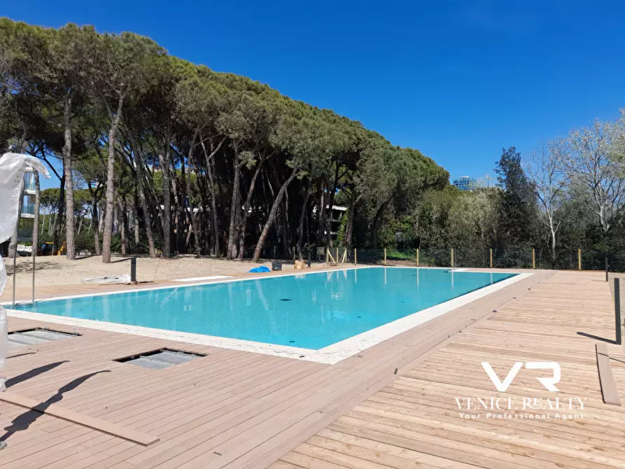 Immagine 3 di Appartamento in vendita  in Viale Oriente a Jesolo