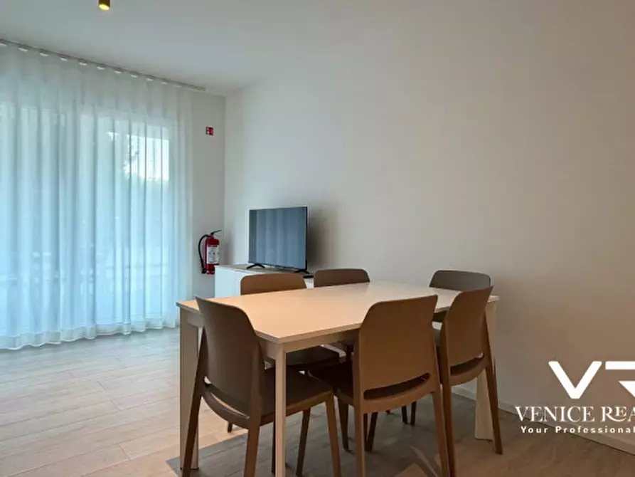 Immagine 13 di Appartamento in vendita  in Viale Oriente a Jesolo
