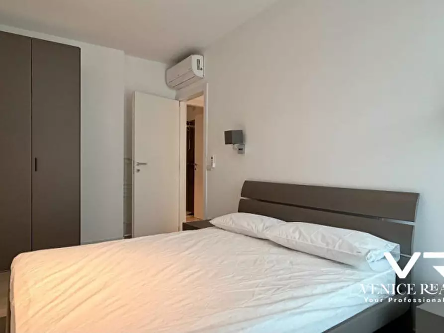 Immagine 24 di Appartamento in vendita  in Viale Oriente a Jesolo