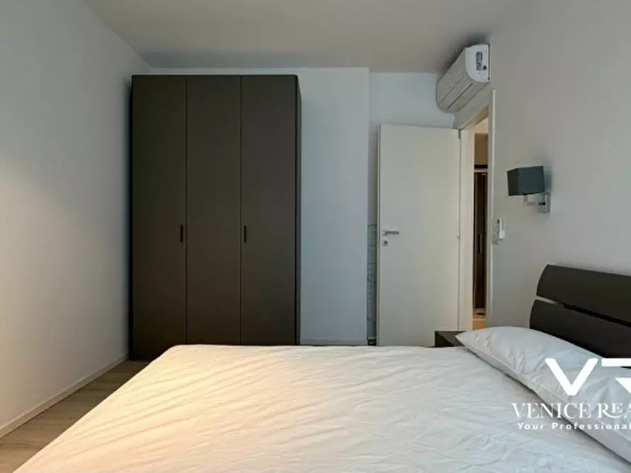 Immagine 25 di Appartamento in vendita  in Viale Oriente a Jesolo