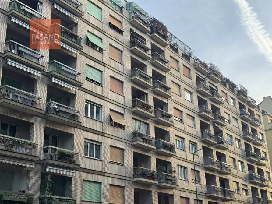 Immagine 1 di Appartamento in vendita  in Via Filadelfia 114 a Torino