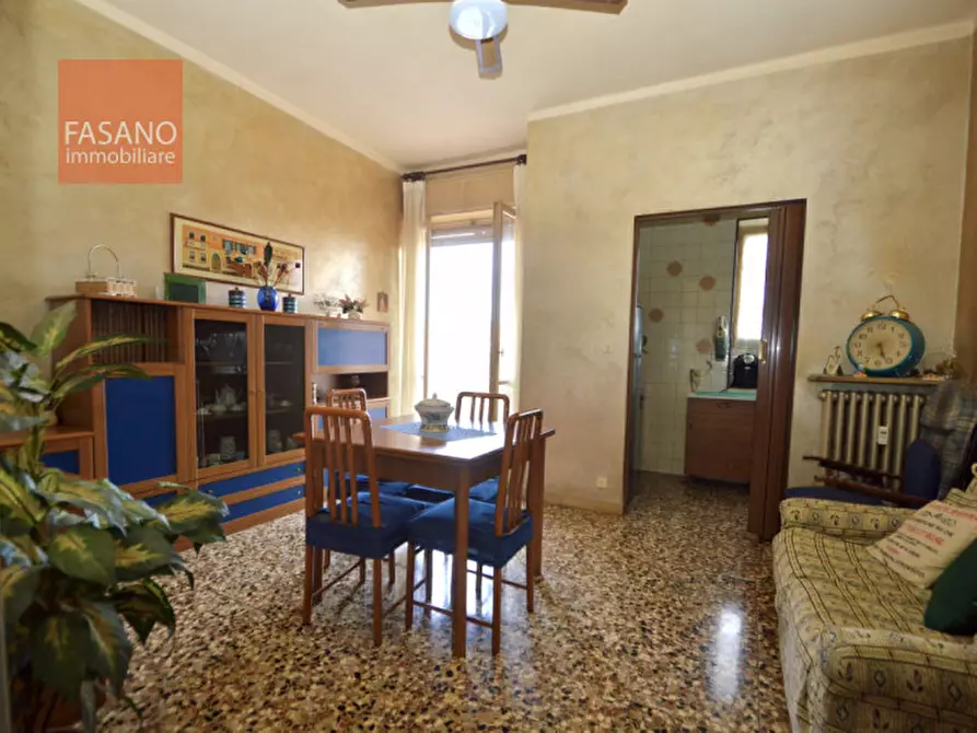 Immagine 10 di Appartamento in vendita  in Via Filadelfia 114 a Torino