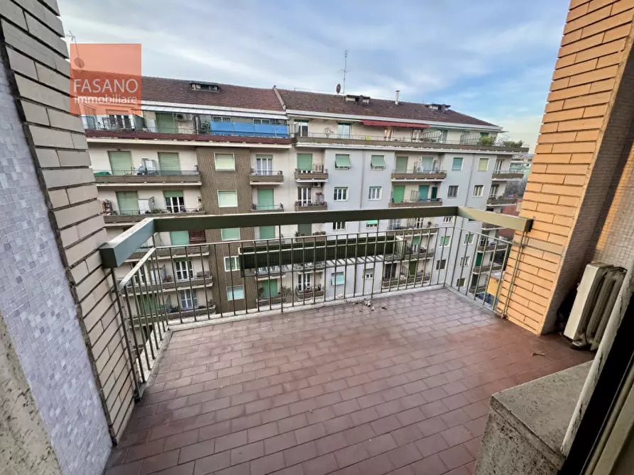 Immagine 24 di Appartamento in vendita  in Via Filadelfia 114 a Torino