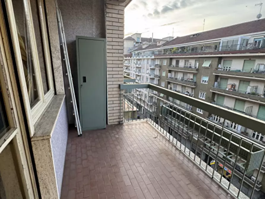 Immagine 24 di Appartamento in vendita  in Via Filadelfia 114 a Torino