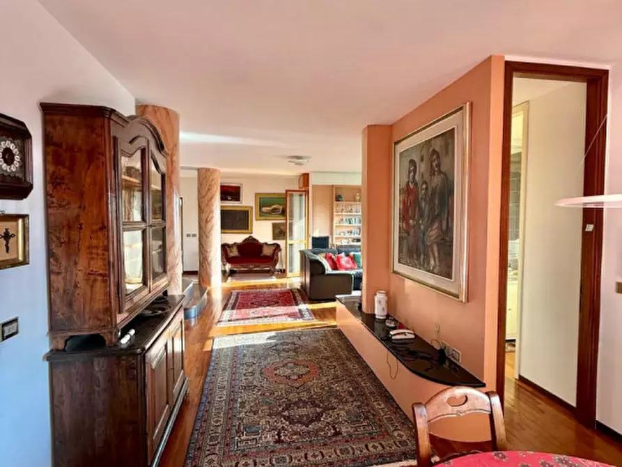 Immagine 10 di Appartamento in vendita  in Strada Farnese-Vigheffio a Parma