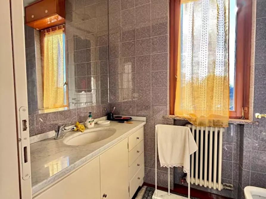 Immagine 18 di Appartamento in vendita  in Strada Farnese-Vigheffio a Parma