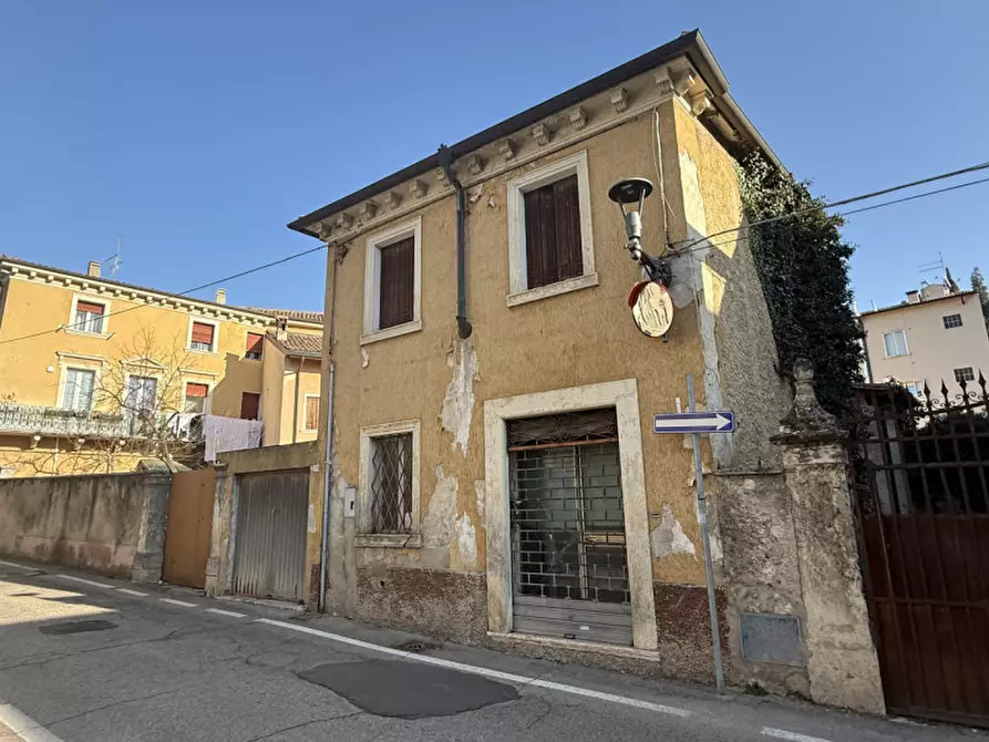 Immagine 2 di Casa indipendente in vendita  a Tregnago