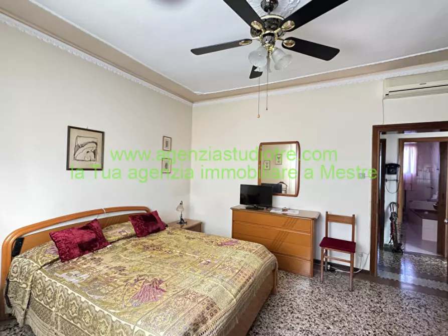 Immagine 6 di Appartamento in vendita  in Via Giovanni Battista Cima 15 a Venezia