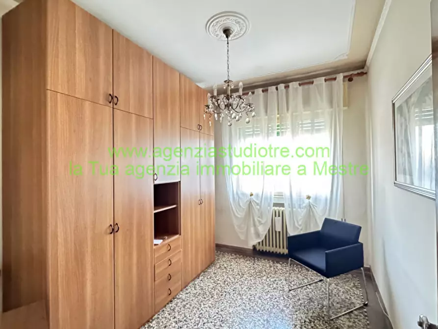 Immagine 7 di Appartamento in vendita  in Via Giovanni Battista Cima 15 a Venezia