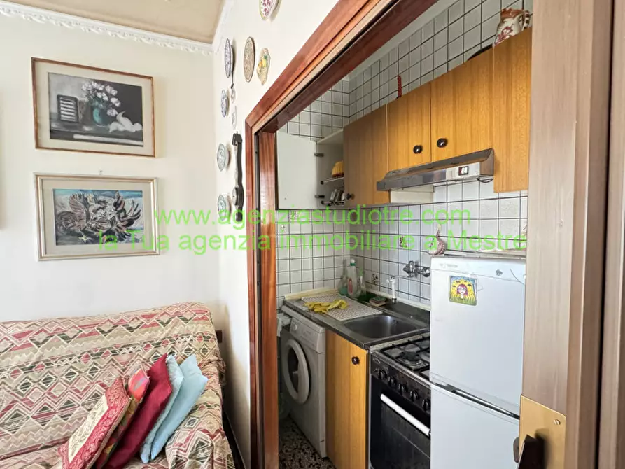 Immagine 13 di Appartamento in vendita  in Via Giovanni Battista Cima 15 a Venezia