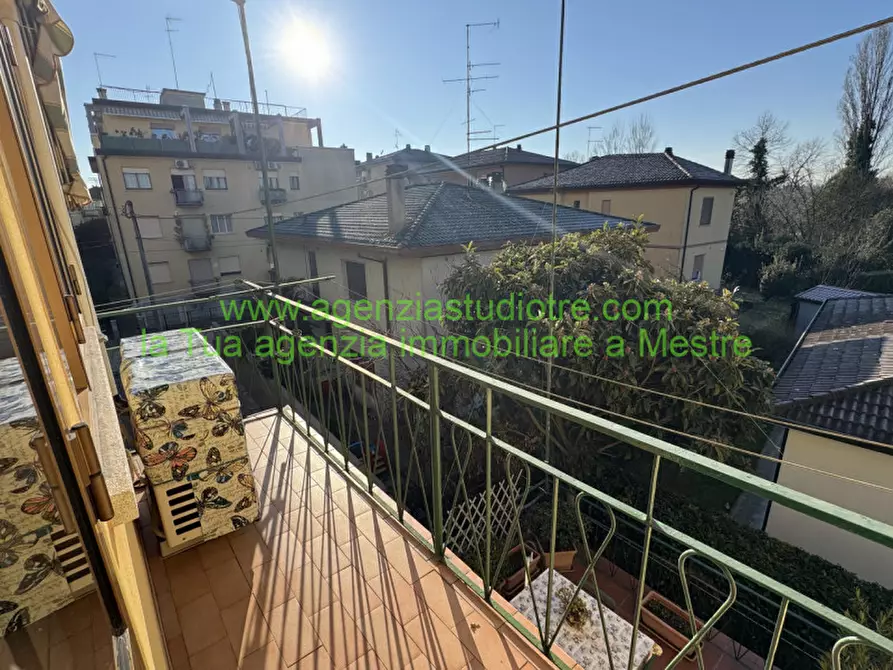 Immagine 17 di Appartamento in vendita  in Via Giovanni Battista Cima 15 a Venezia