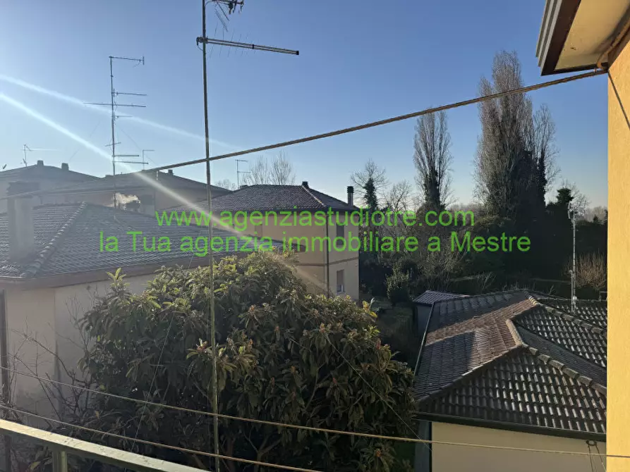 Immagine 18 di Appartamento in vendita  in Via Giovanni Battista Cima 15 a Venezia