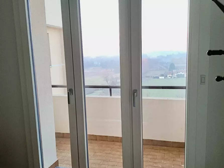 Immagine 6 di Appartamento in affitto  in Via G. Salvemini a Besana In Brianza