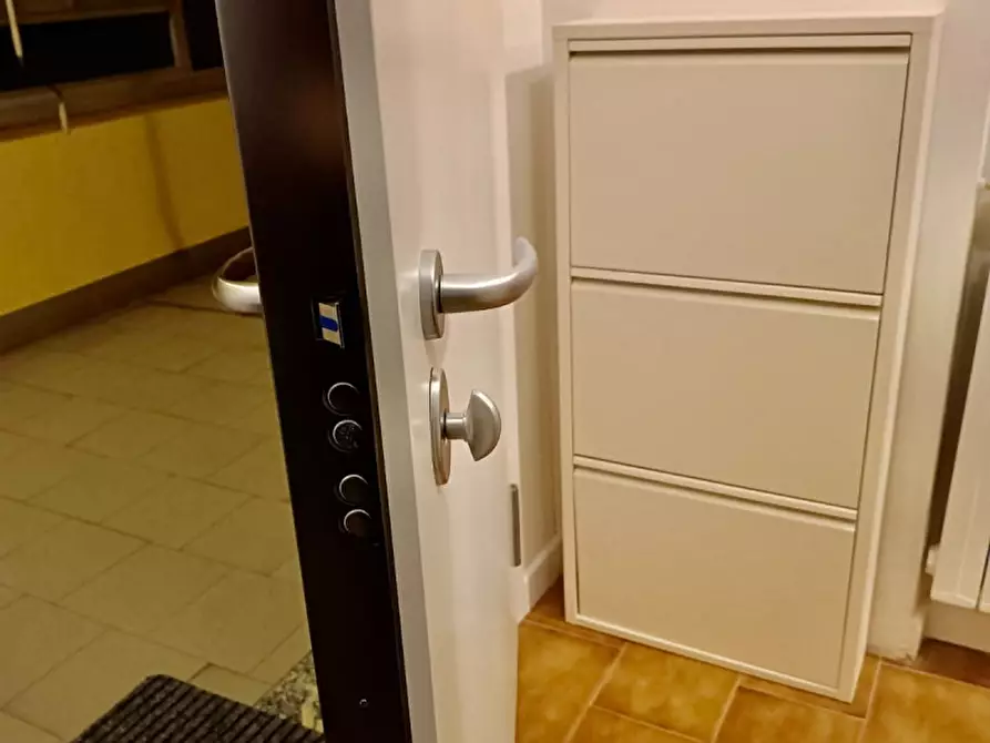 Immagine 12 di Appartamento in affitto  in Via G. Salvemini a Besana In Brianza