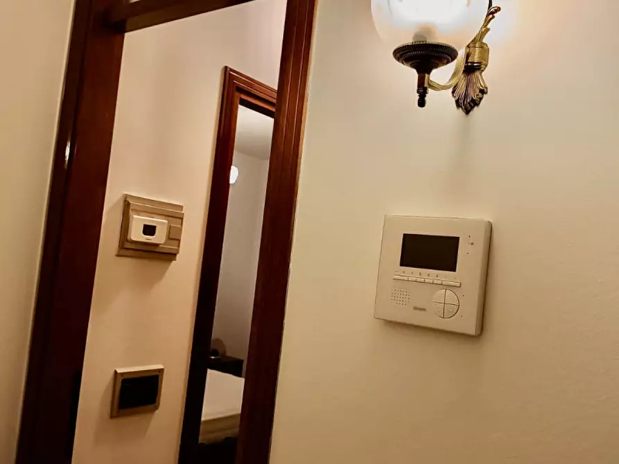 Immagine 13 di Appartamento in affitto  in Via G. Salvemini a Besana In Brianza