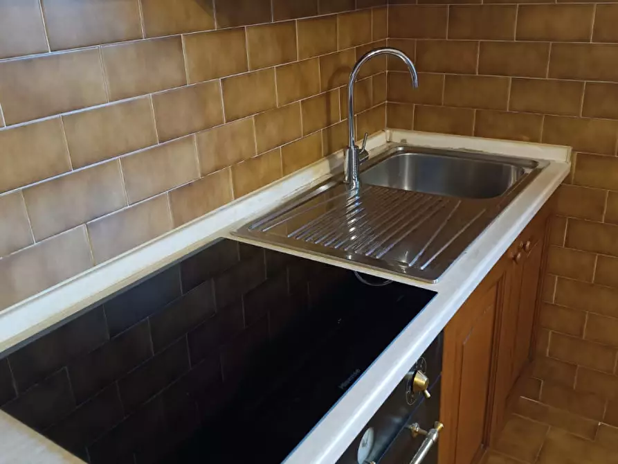 Immagine 18 di Appartamento in affitto  in Via G. Salvemini a Besana In Brianza