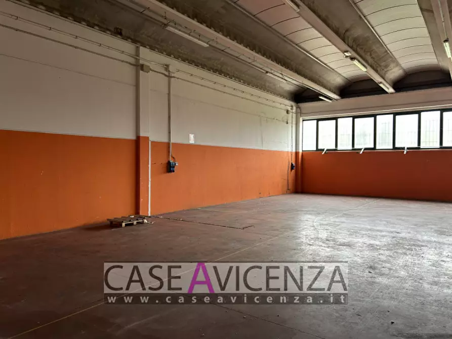 Immagine 4 di Capannone industriale in affitto  in via roma a Montegalda