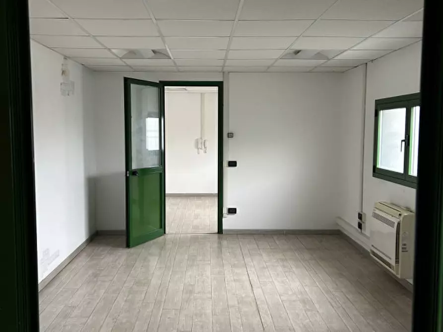 Immagine 14 di Capannone industriale in affitto  in via roma a Montegalda