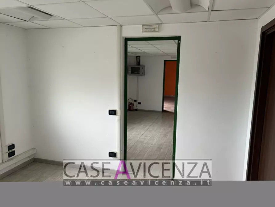 Immagine 22 di Capannone industriale in affitto  in via roma a Montegalda