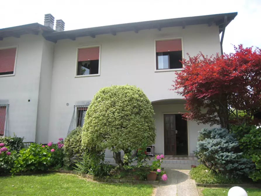 Immagine 4 di Casa bifamiliare in vendita  in Viale Sant'Agostino a Vicenza
