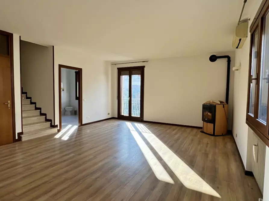 Immagine 8 di Casa bifamiliare in vendita  in Viale Sant'Agostino a Vicenza