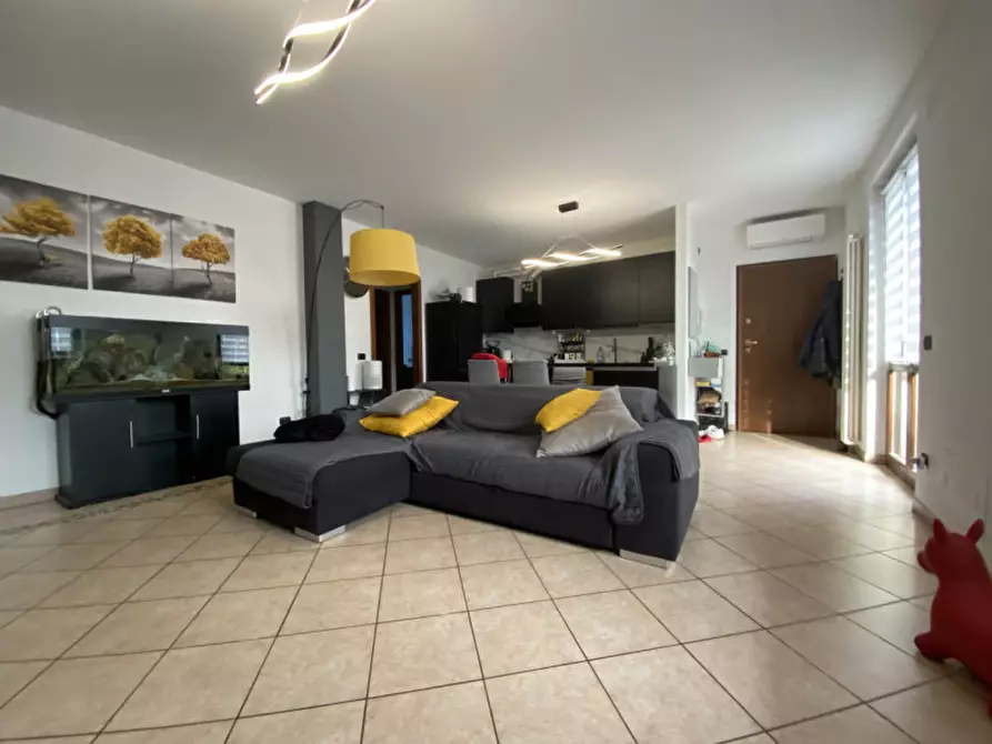 Immagine 1 di Appartamento in vendita  in Via Milano 181 b a Castelnuovo Del Garda