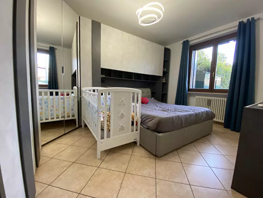 Immagine 9 di Appartamento in vendita  in Via Milano 181 b a Castelnuovo Del Garda