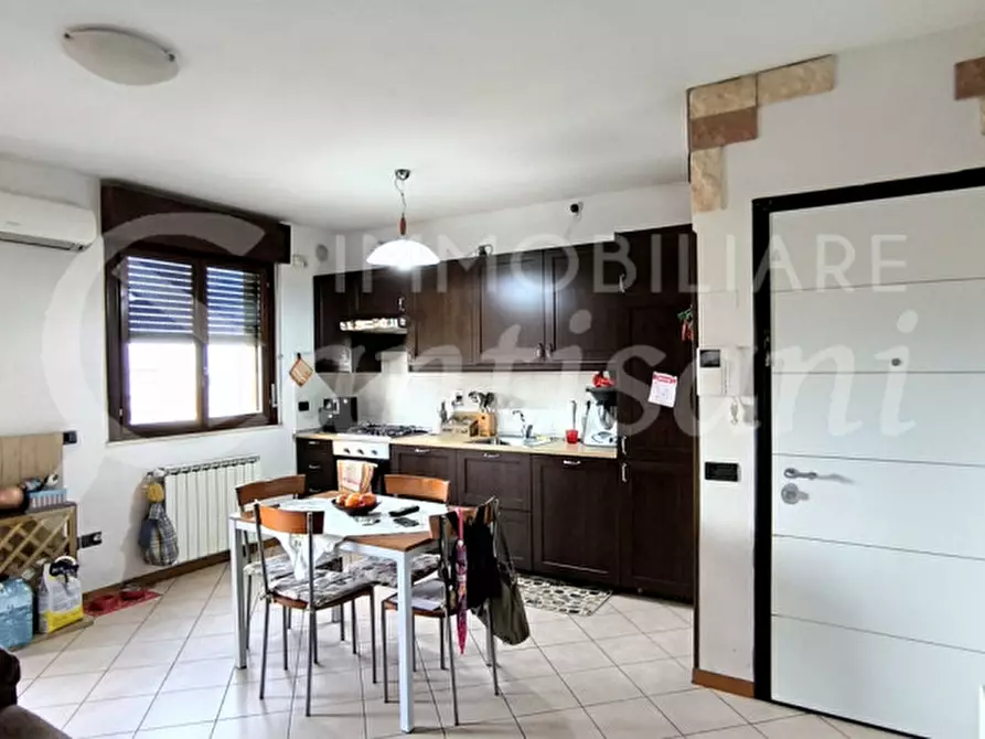 Immagine 4 di Appartamento in vendita  in via flavio Stilicone a Firenze