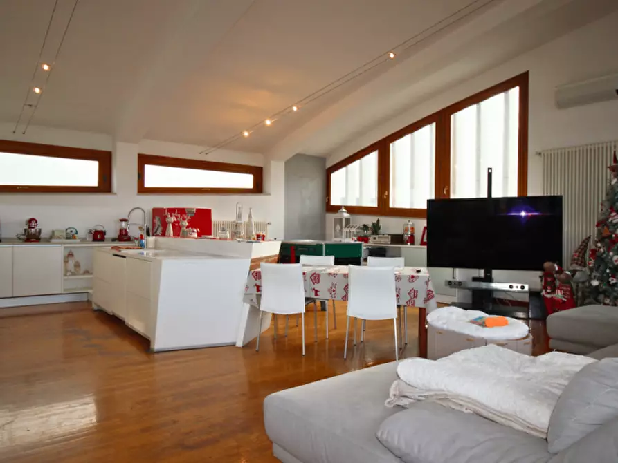 Immagine 4 di Attico in vendita  in Viale Verona, 120 a Vicenza